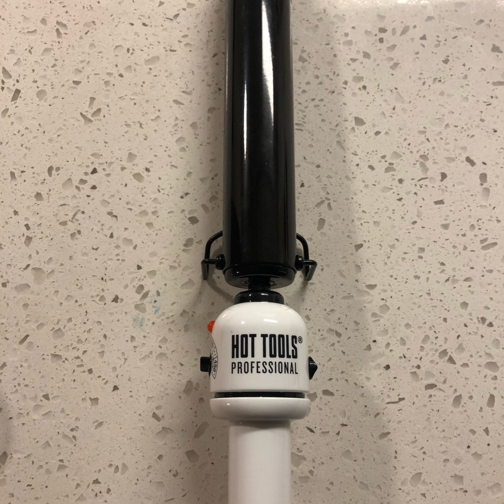 Hot tools 1.25 inch barrel curling wand